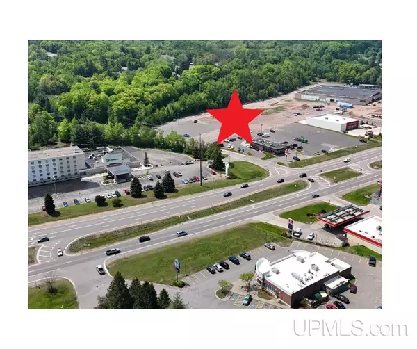2001 Wilson Street, Marquette, MI 49855-9999