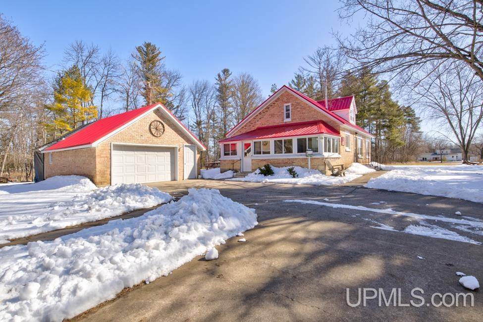 W618 County Road G-12, Stephenson, MI 49887