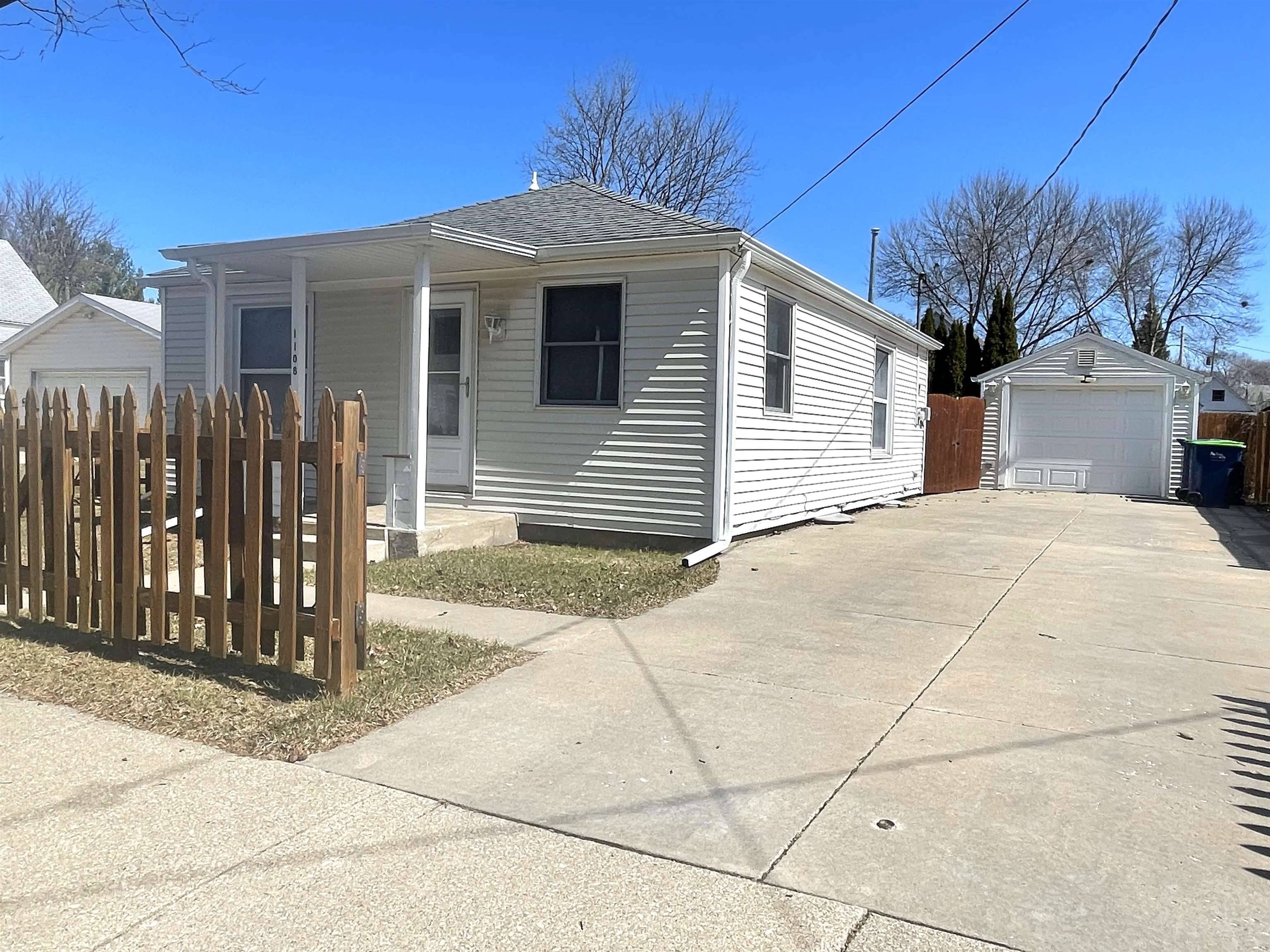 1108 Litchfield Street, Bay City, MI 48706