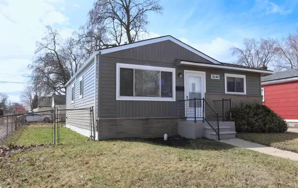 Hazel Park, MI 48030,1644 E Woodruff Avenue