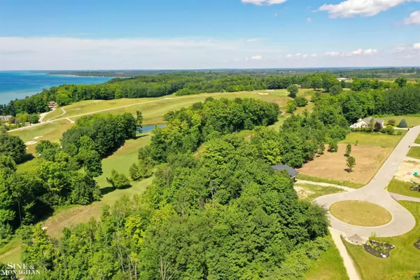 Williamsburg, MI 49690,7791 Turnberry Circle
