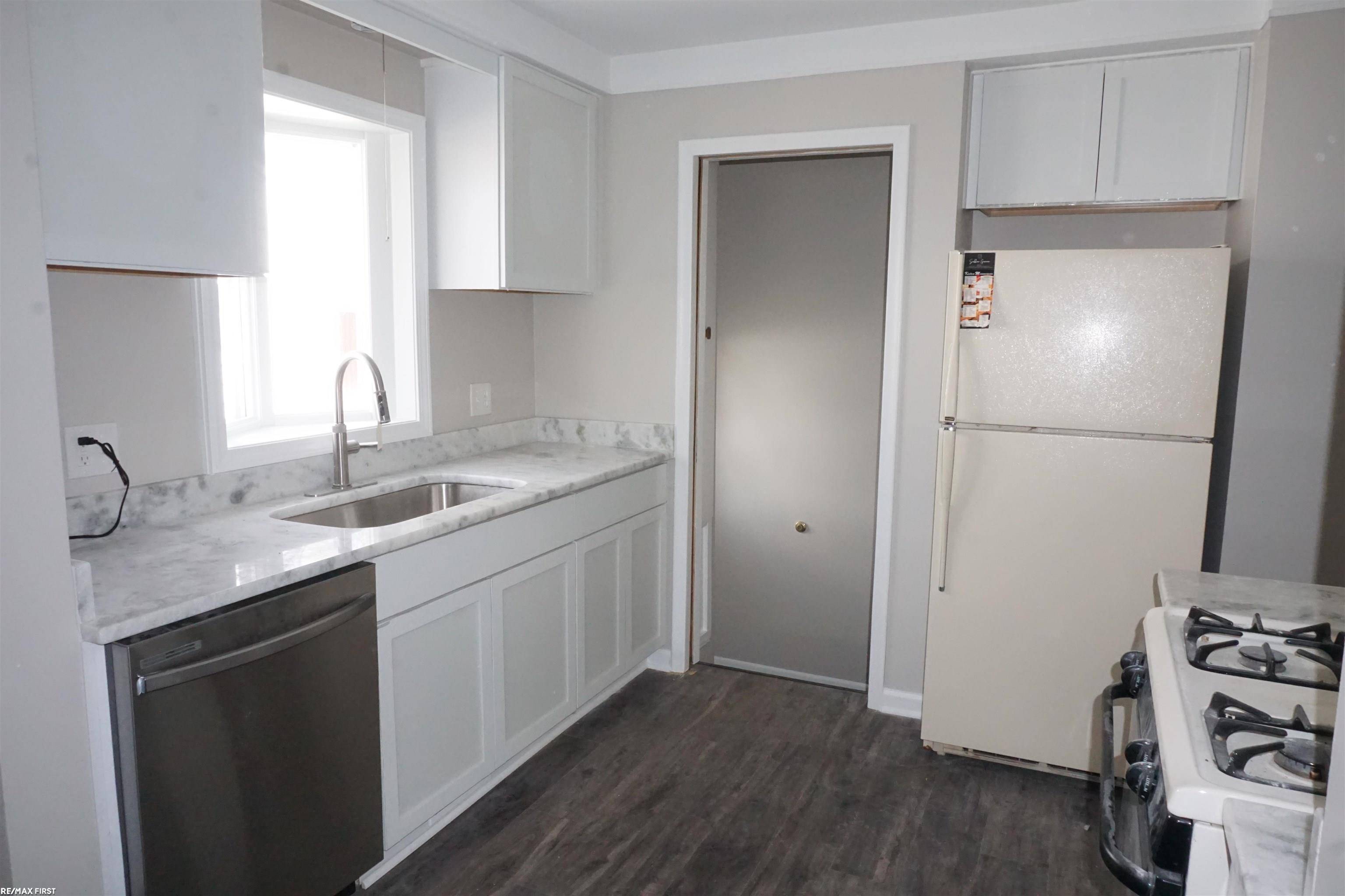Roseville, MI 48066,25280 Fern Street