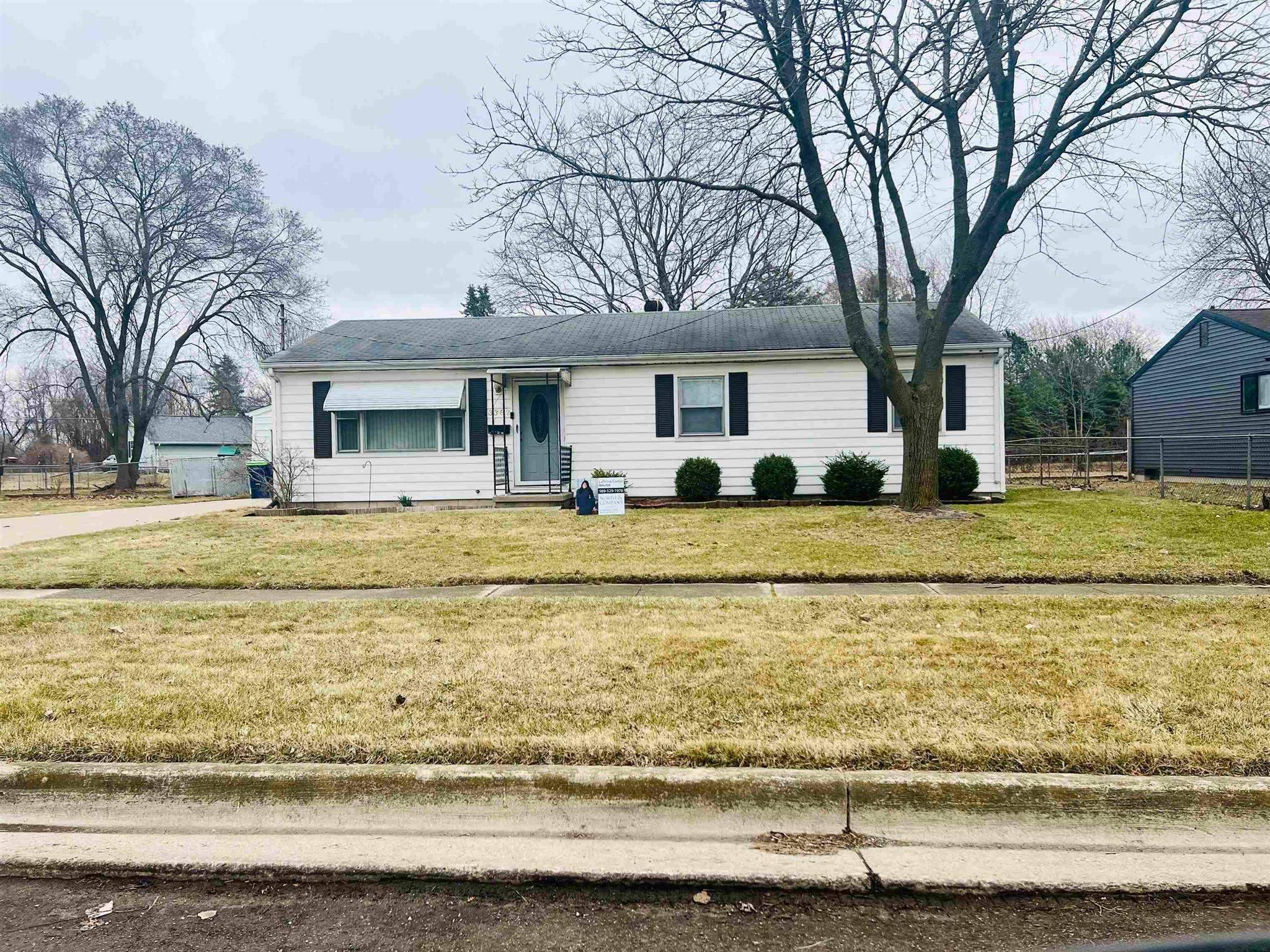 3382 Angel Drive, Saginaw, MI 48601