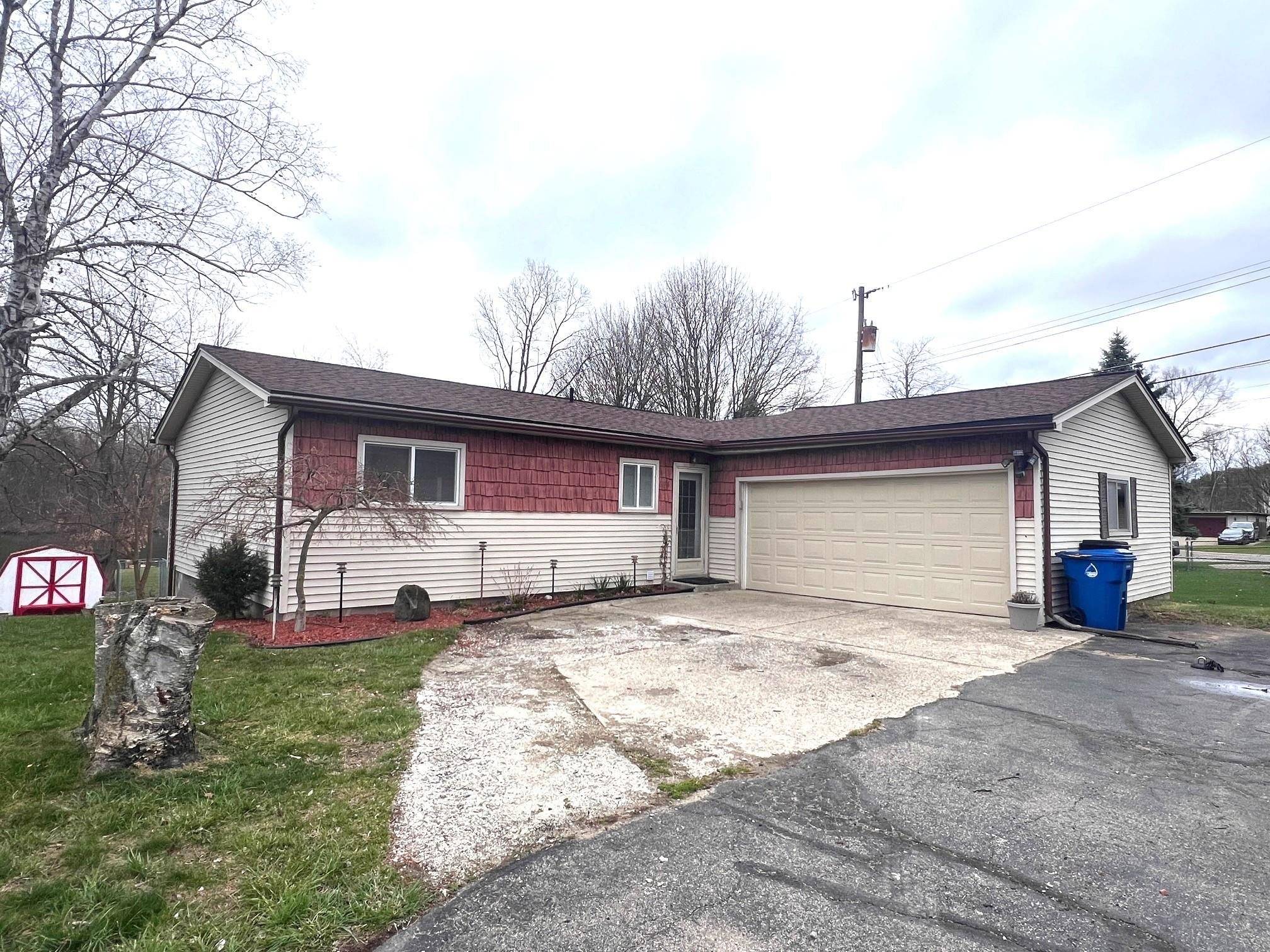6176 Hackett Street, Waterford, MI 48327