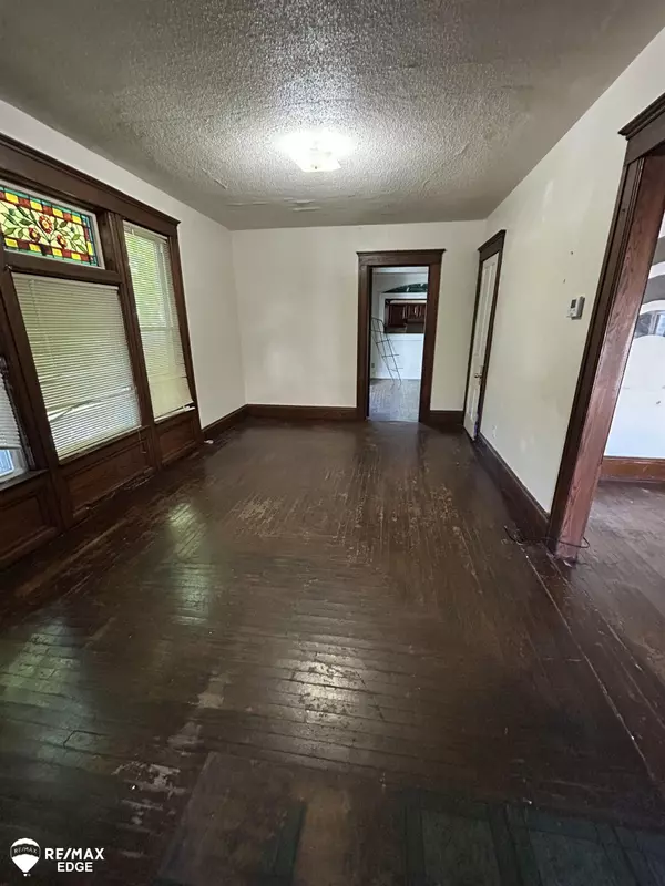 Saginaw, MI 48602,412 N Oakley Street