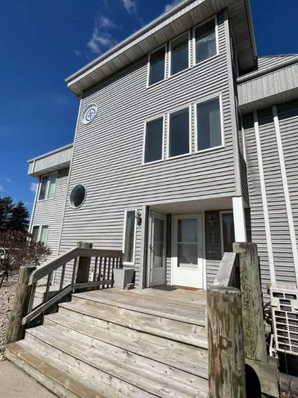 3067 E Midshipman Drive, Au Gres, MI 48703