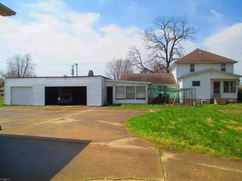 965 W Dewey Road, Owosso, MI 48867