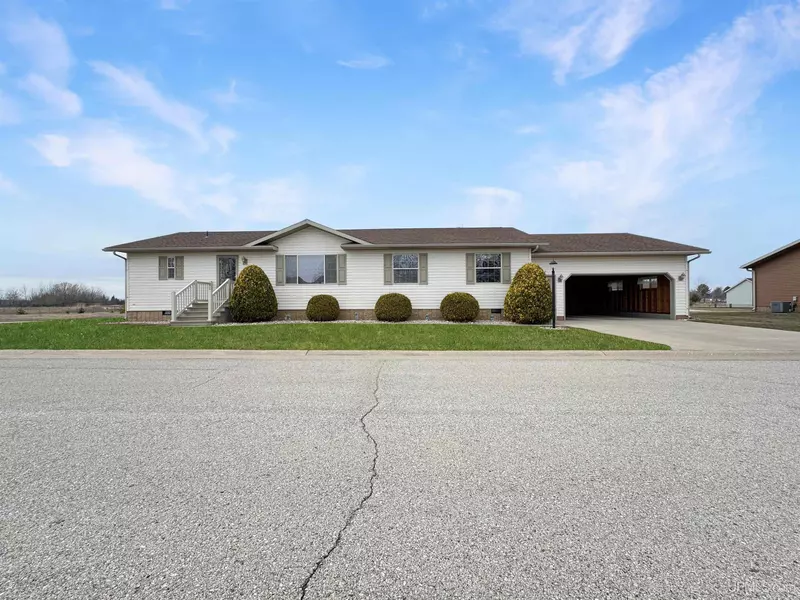 1620 Willow creek Rd, Lot 14 Avenue, Escanaba, MI 49829