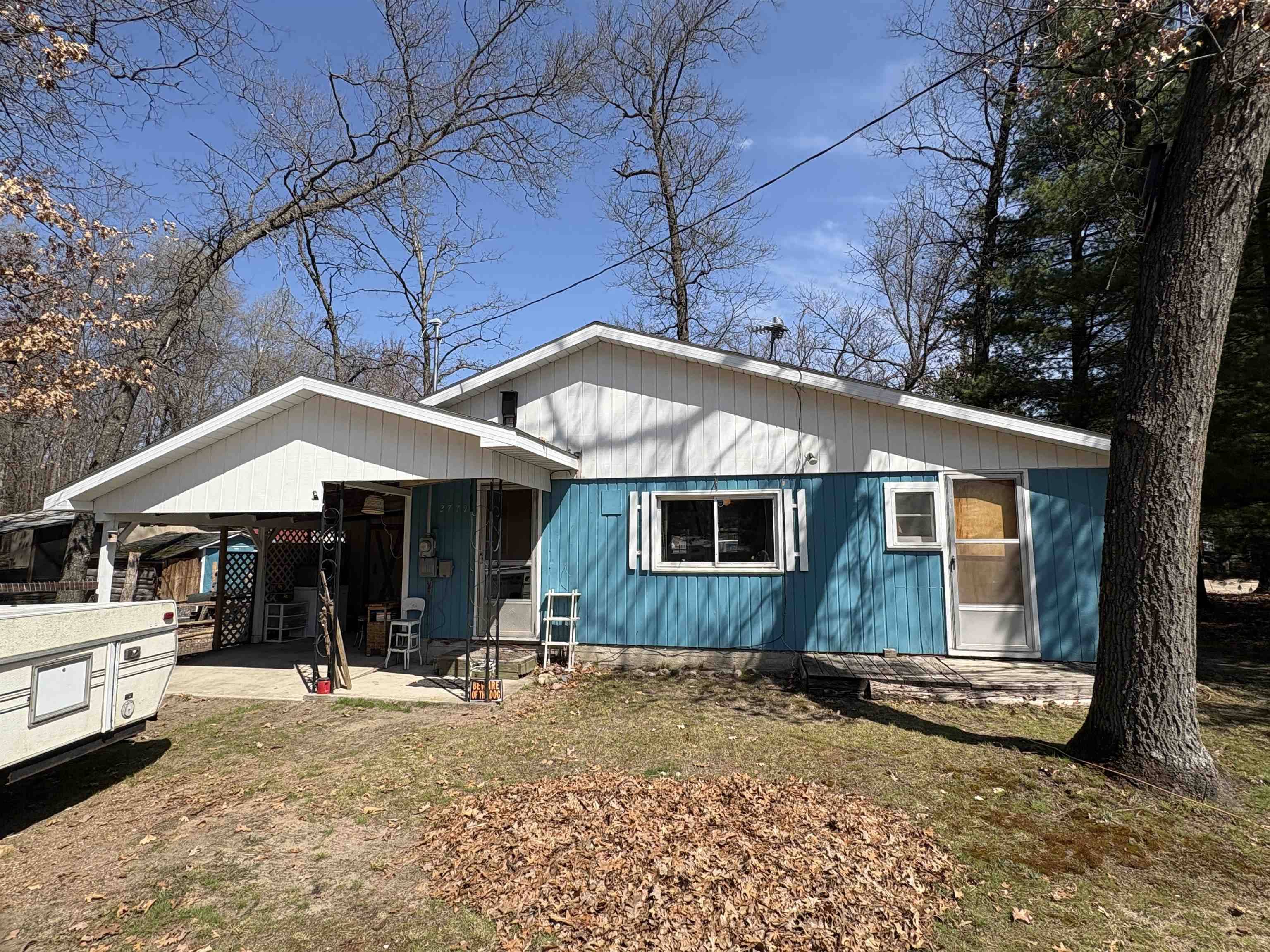 2779 Ivan Street, Harrison, MI 48625