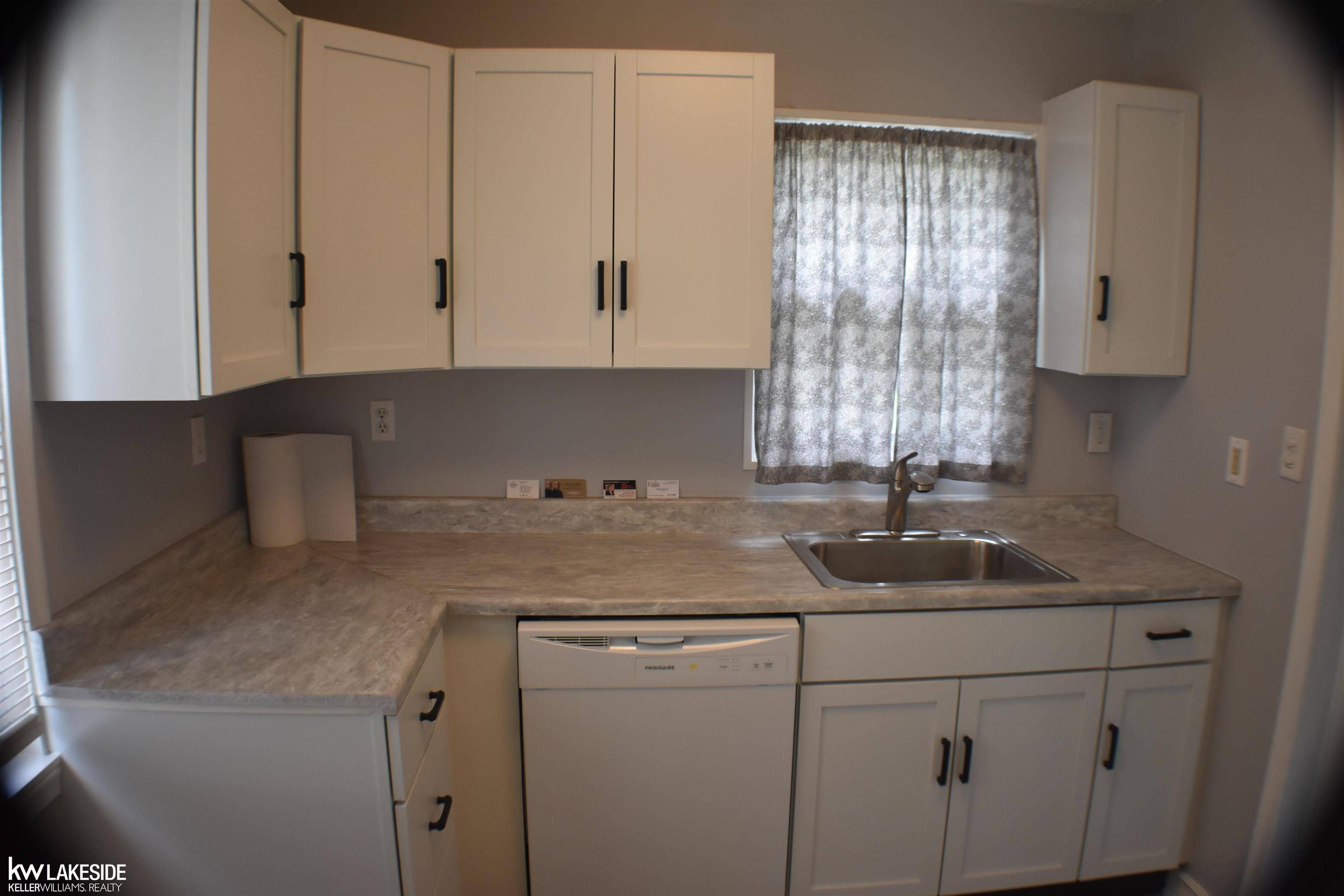 Warren, MI 48089,21515 LaSalle Boulevard