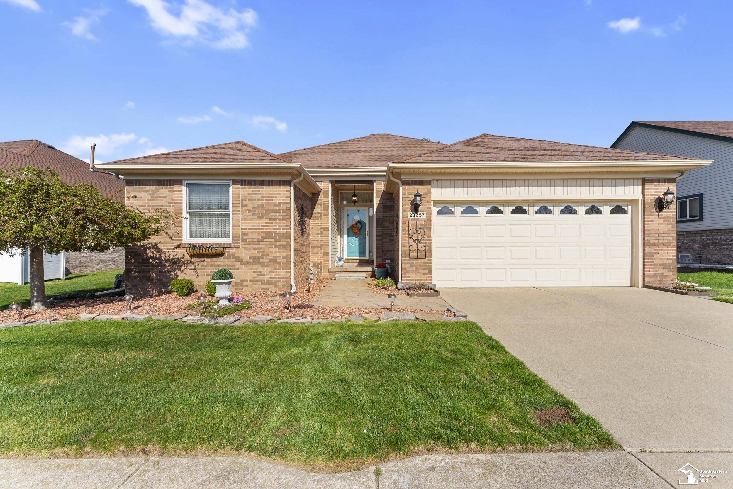 Brownstown Twp, MI 48134,23657 Christopher Drive