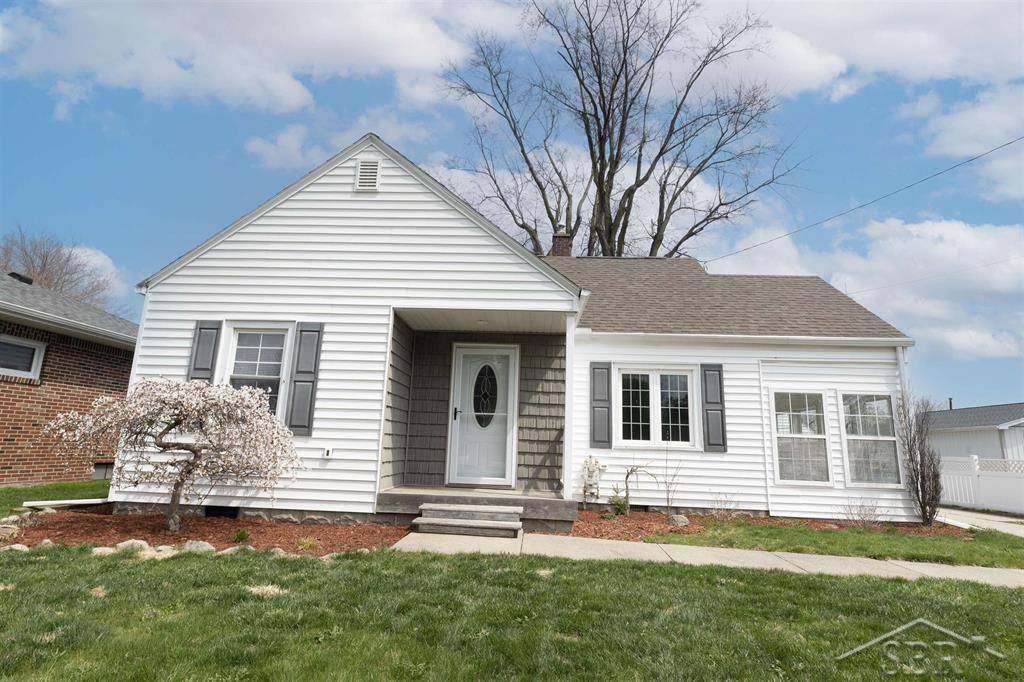 194 State Park Drive, Bay City, MI 48706
