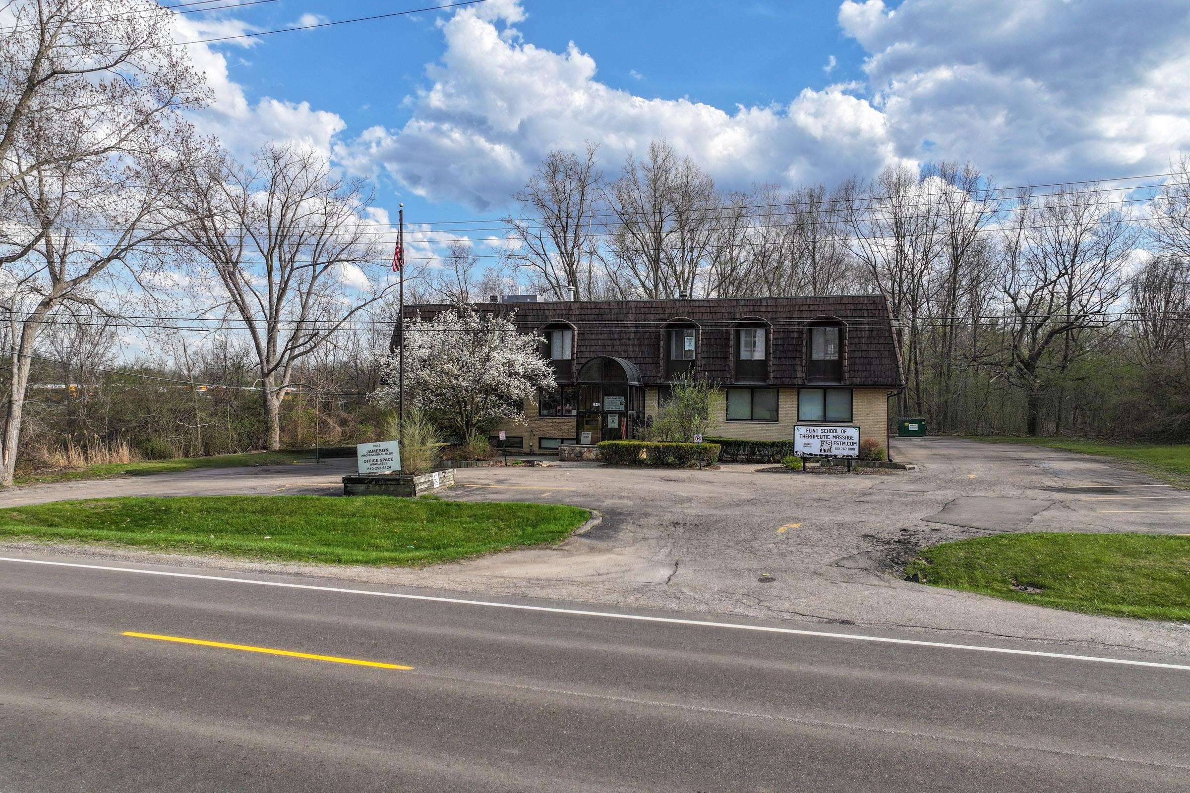Flint, MI 48507,2442 E Maple #209 Avenue
