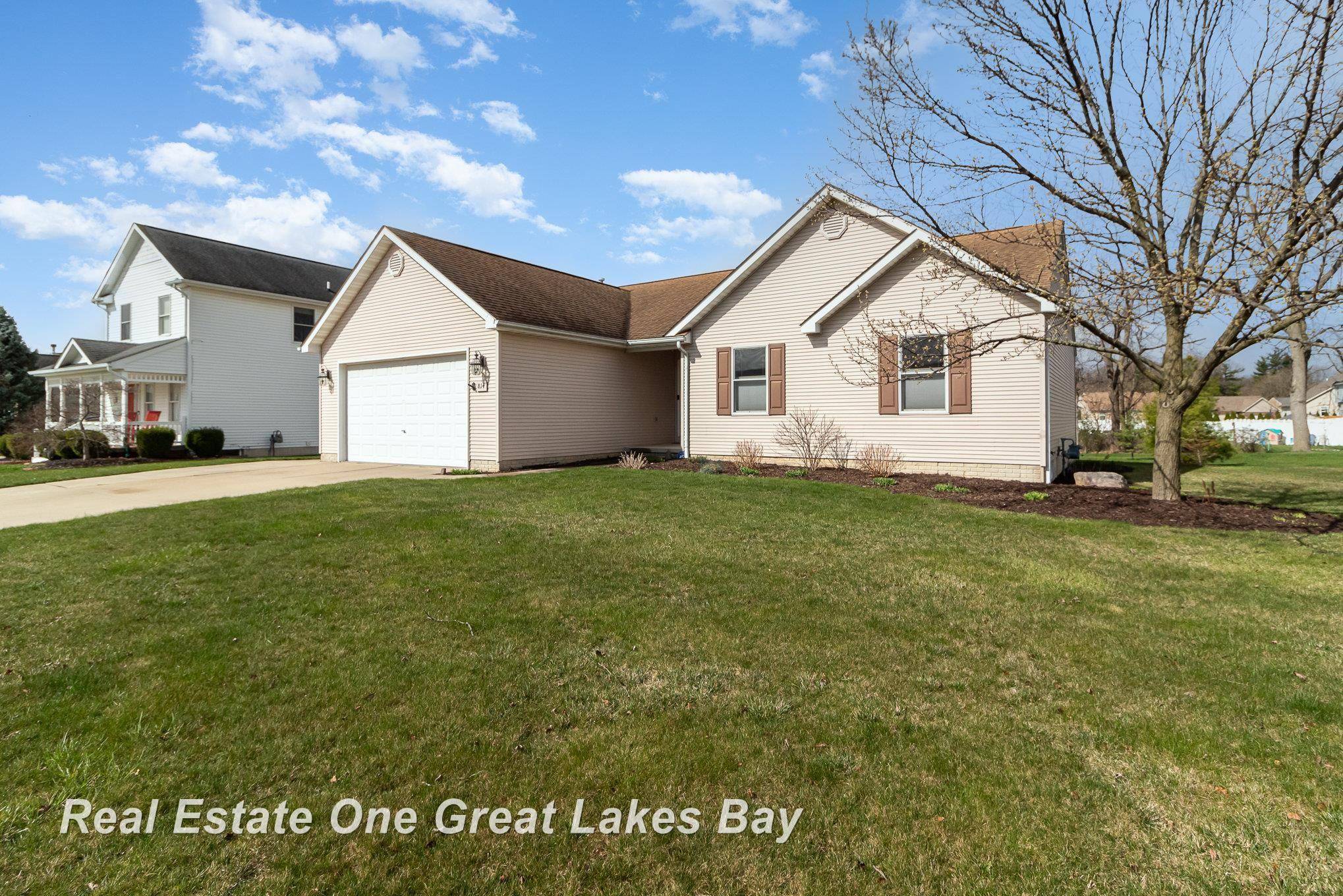 Milan, MI 48160,814 Barn Swallow Lane
