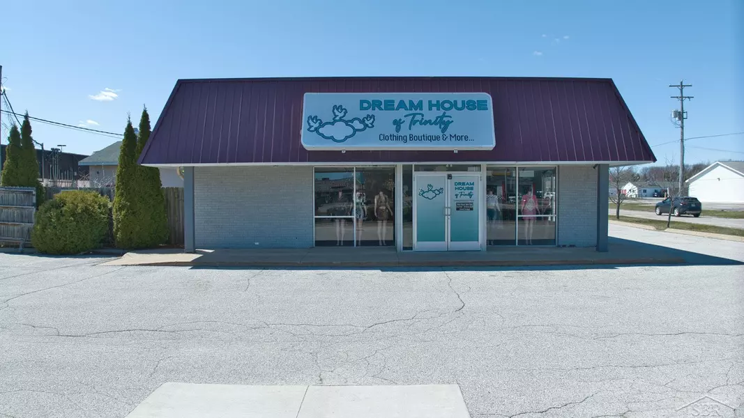 3585 Bay Road, Saginaw, MI 48603