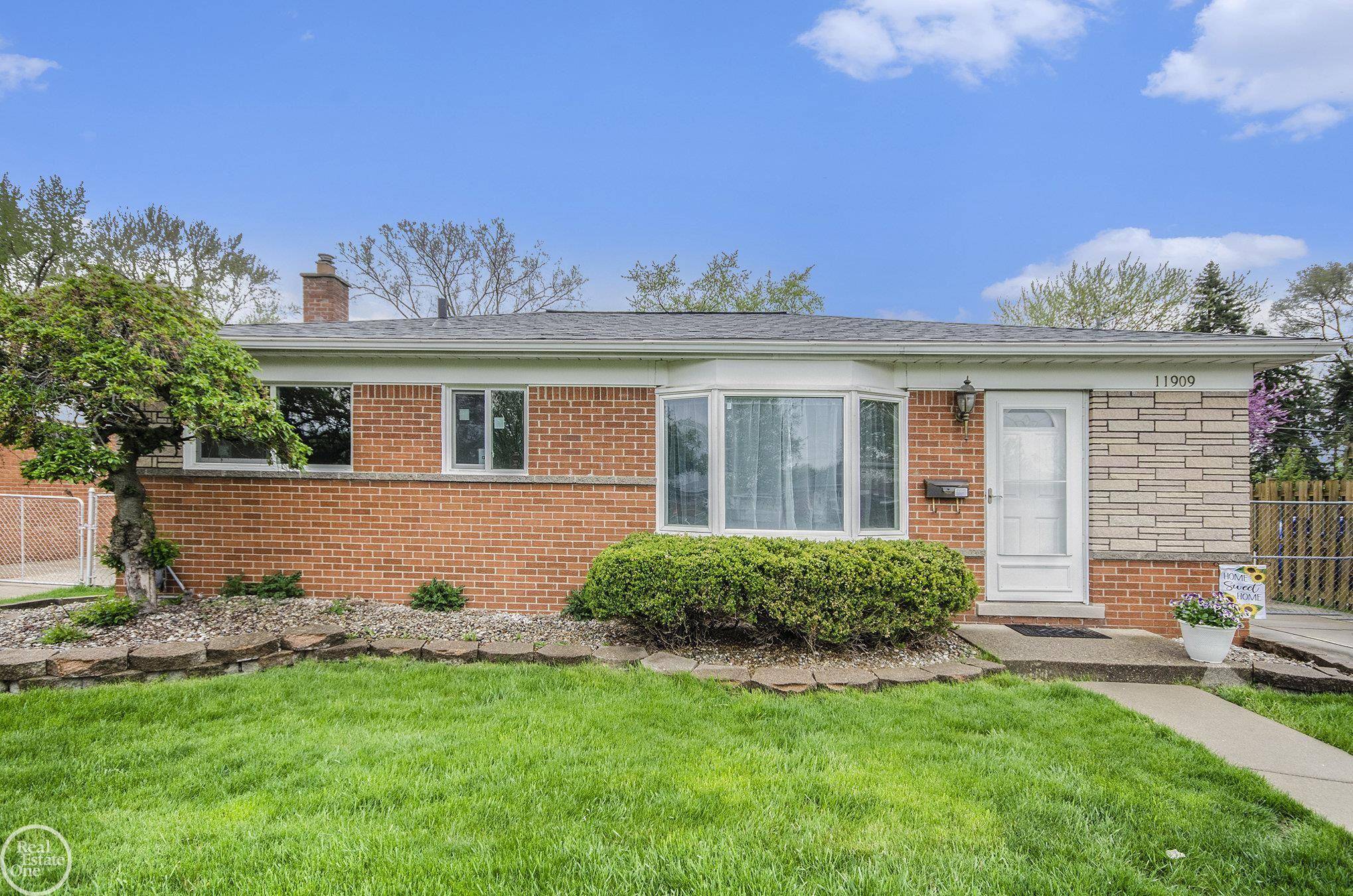 11909 Frazho Road, Warren, MI 48089