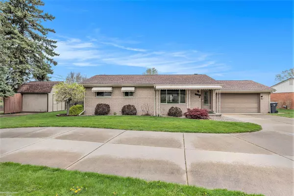 Harrison Twp, MI 48045,26265 S River Road