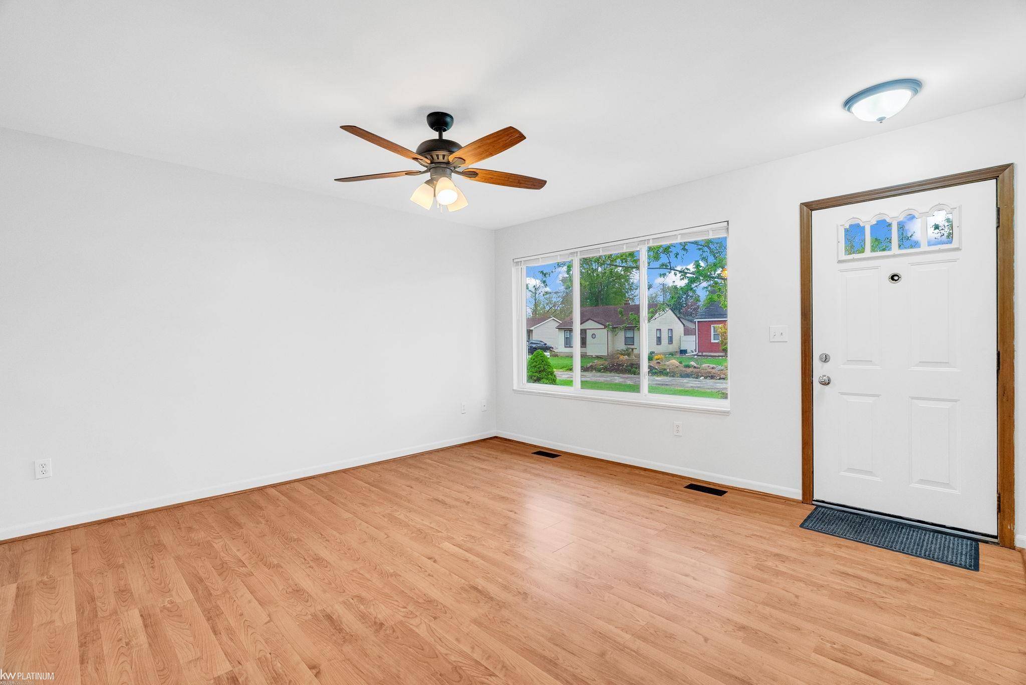 Clinton Township, MI 48036,39344 Ormsby Street