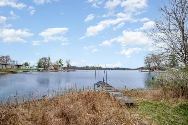 1521 E Pratt Lake Road, Gladwin, MI 48624