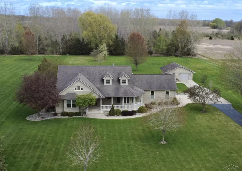 2808 N Thomas Road, Saginaw, MI 48609