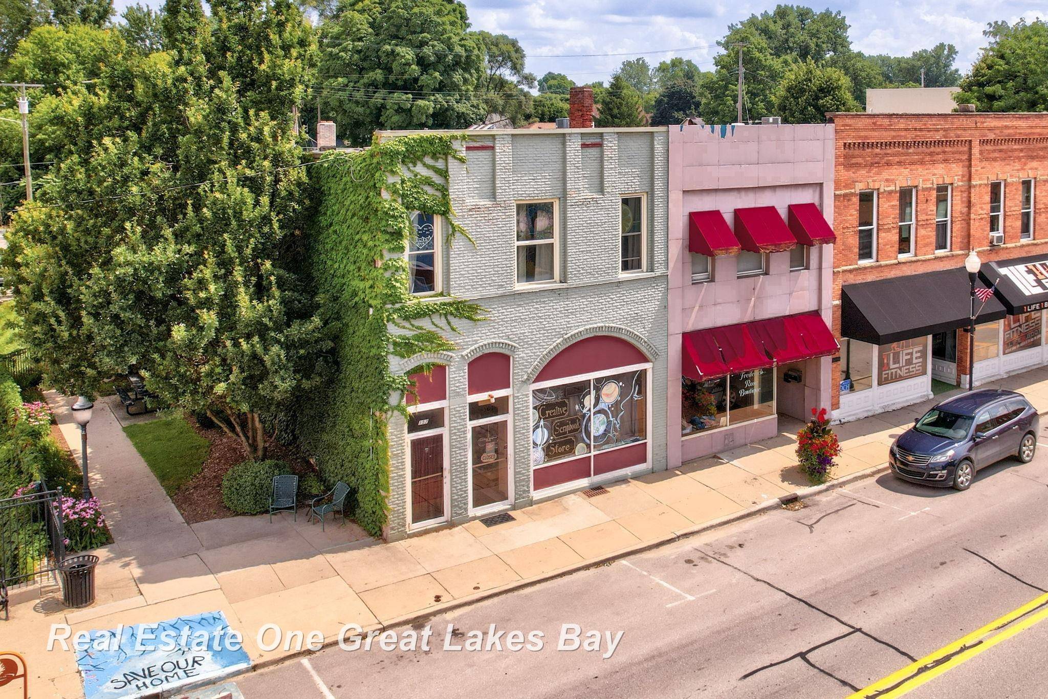 Vassar, MI 48768,161 E Huron Avenue