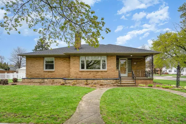 2100 S Jackson Street, Bay City, MI 48708