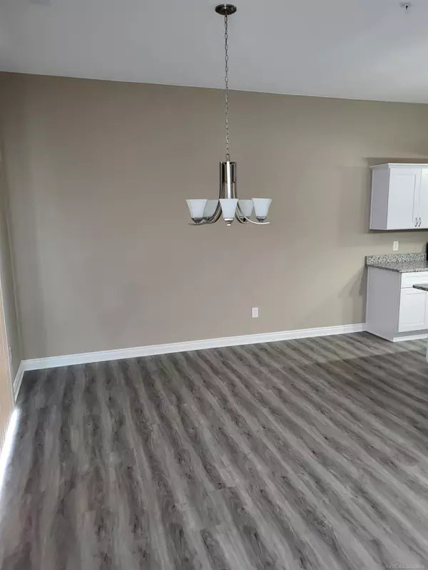 Fraser, MI 48035,16560 Savor Lane