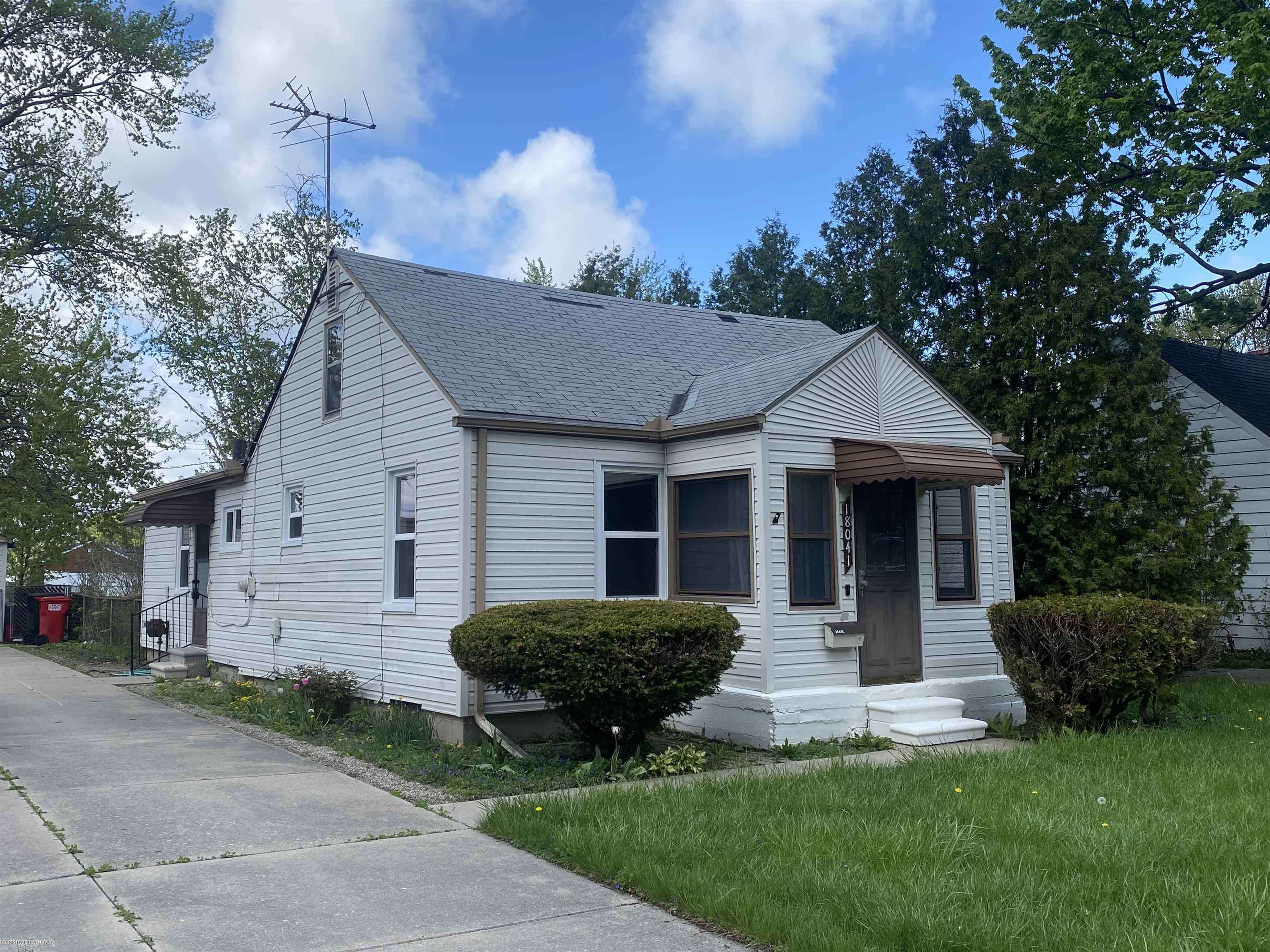 Roseville, MI 48066,18041 Eastland Street