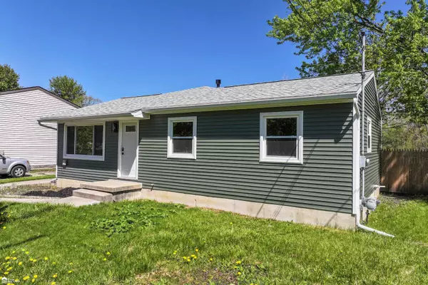 2226 Pollard Road, Lansing, MI 48911