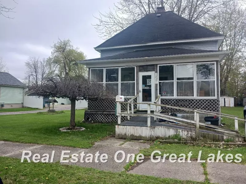 1827 Gilbert Street, Saginaw, MI 48602
