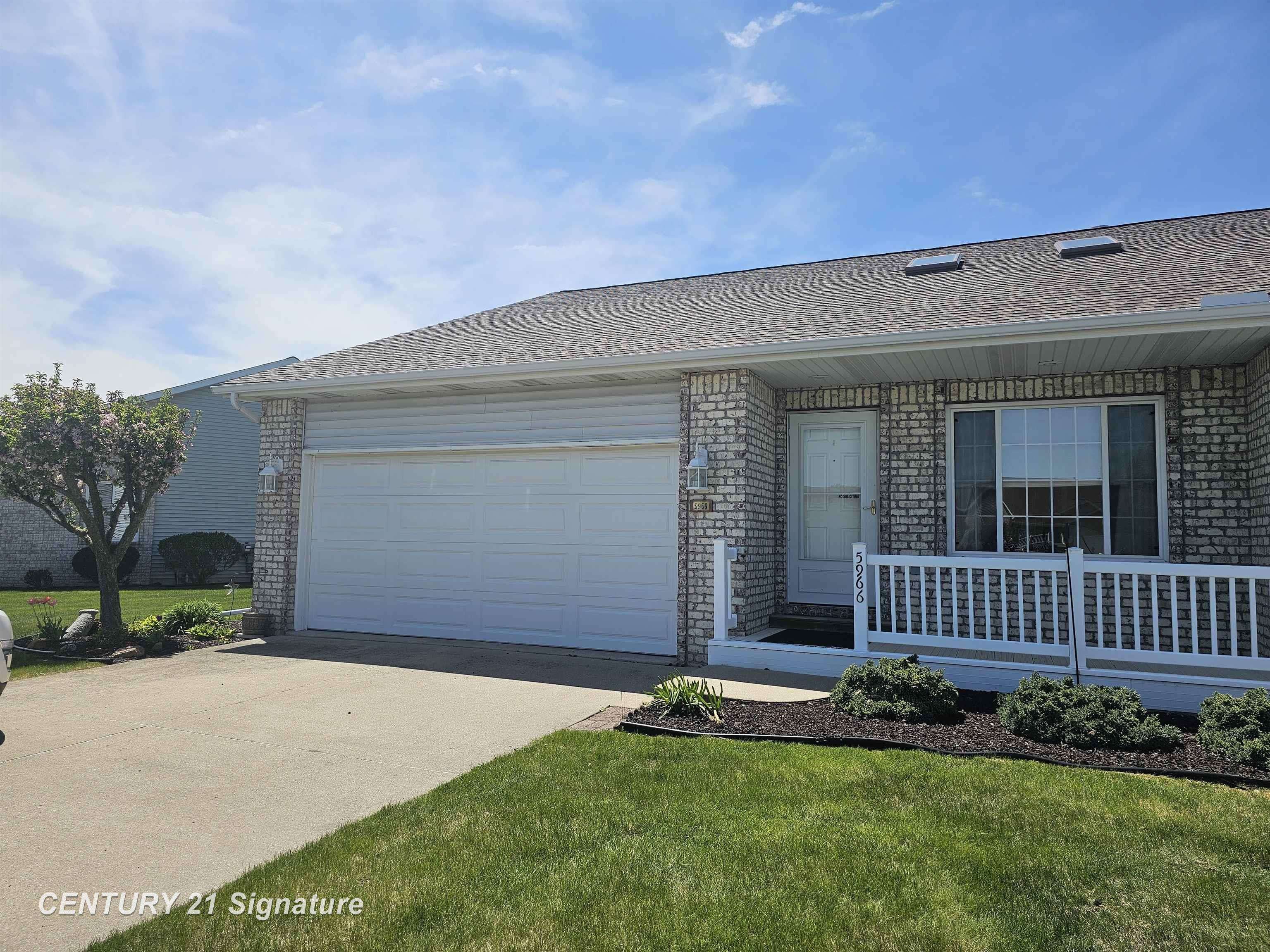 5966 Red Feather Drive, Bay City, MI 48706