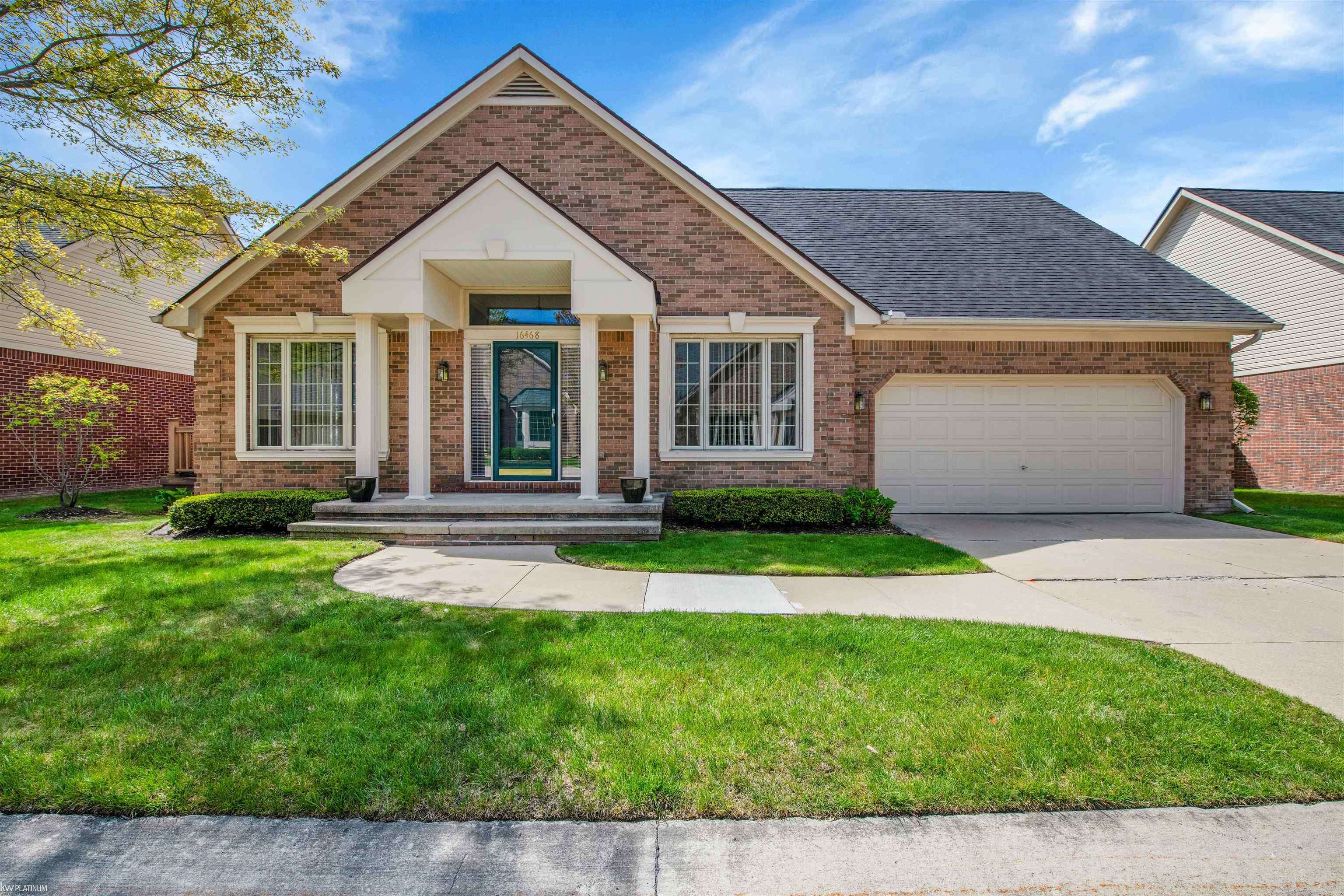 16468 Waverly Circle, Clinton Township, MI 48038