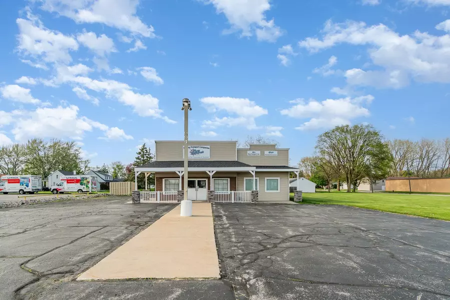 994 W Midland Road, Auburn, MI 48611