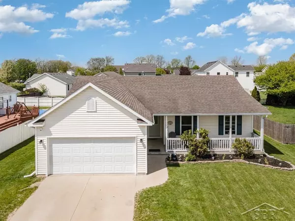 10188 Blue Jay Drive, Freeland, MI 48623