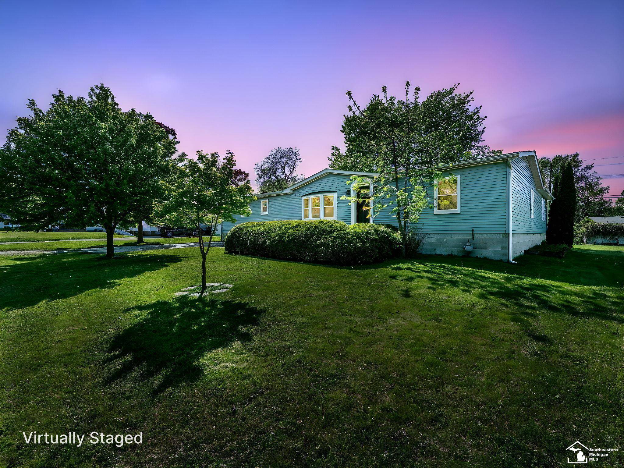 13243 Beaubien Street, South Rockwood, MI 48179