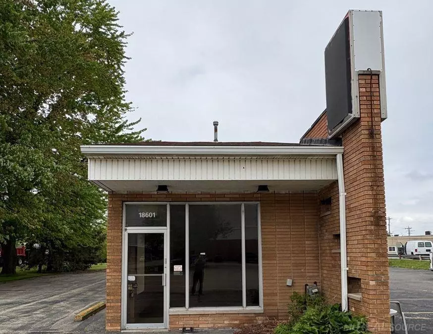 Clinton Township, MI 48035,18601 15 Mile Road