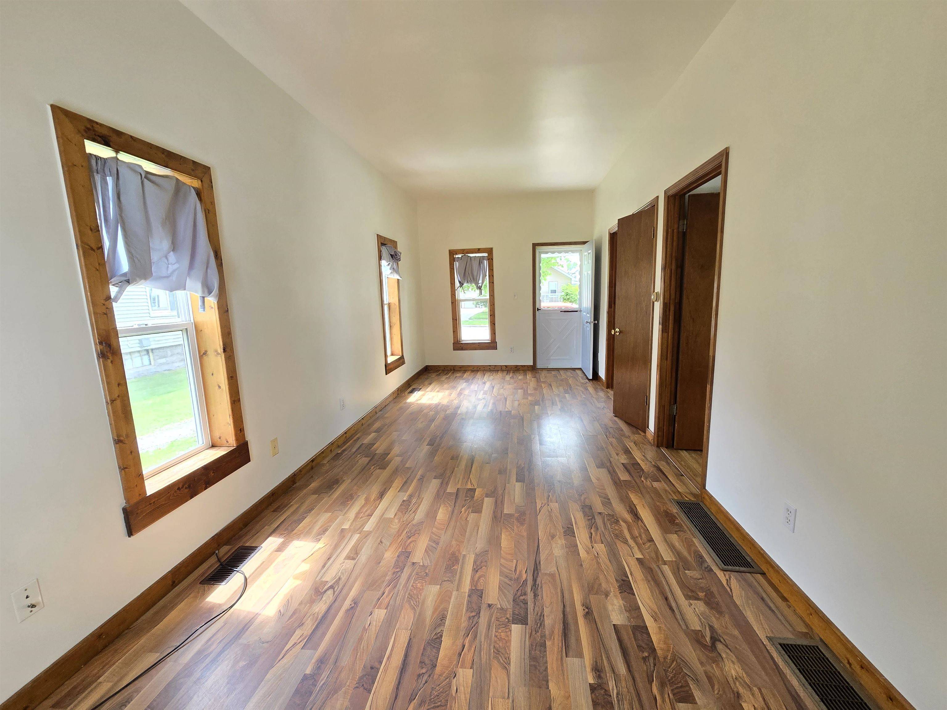 Bay City, MI 48706,511 S Barclay Street