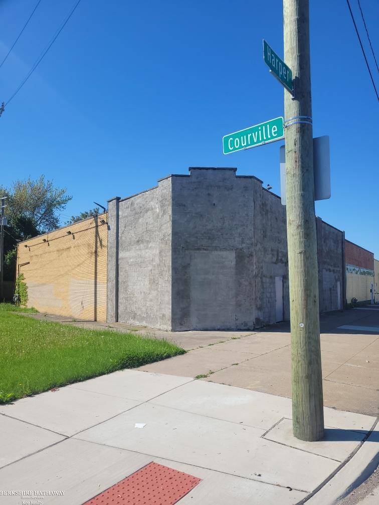 16334 Harper Avenue, Detroit, MI 48224