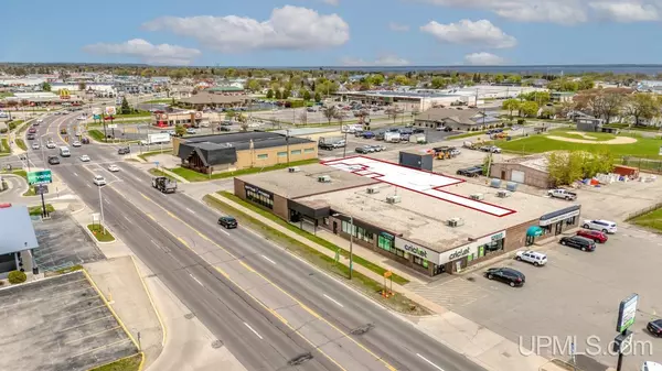 318 N Lincoln Road, Escanaba, MI 49829