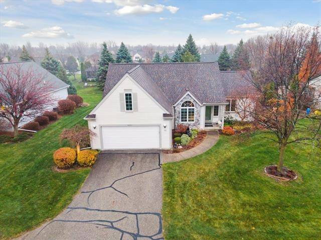 5631 W Spring Knoll Drive, Bay City, MI 48706