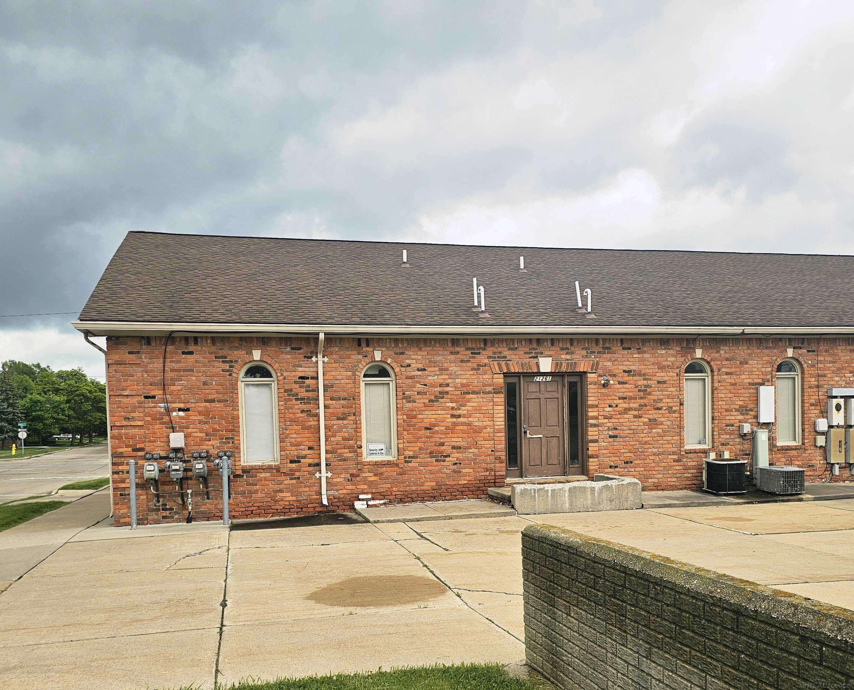 Eastpointe, MI 48021,21251 & 21261 Kelly Road