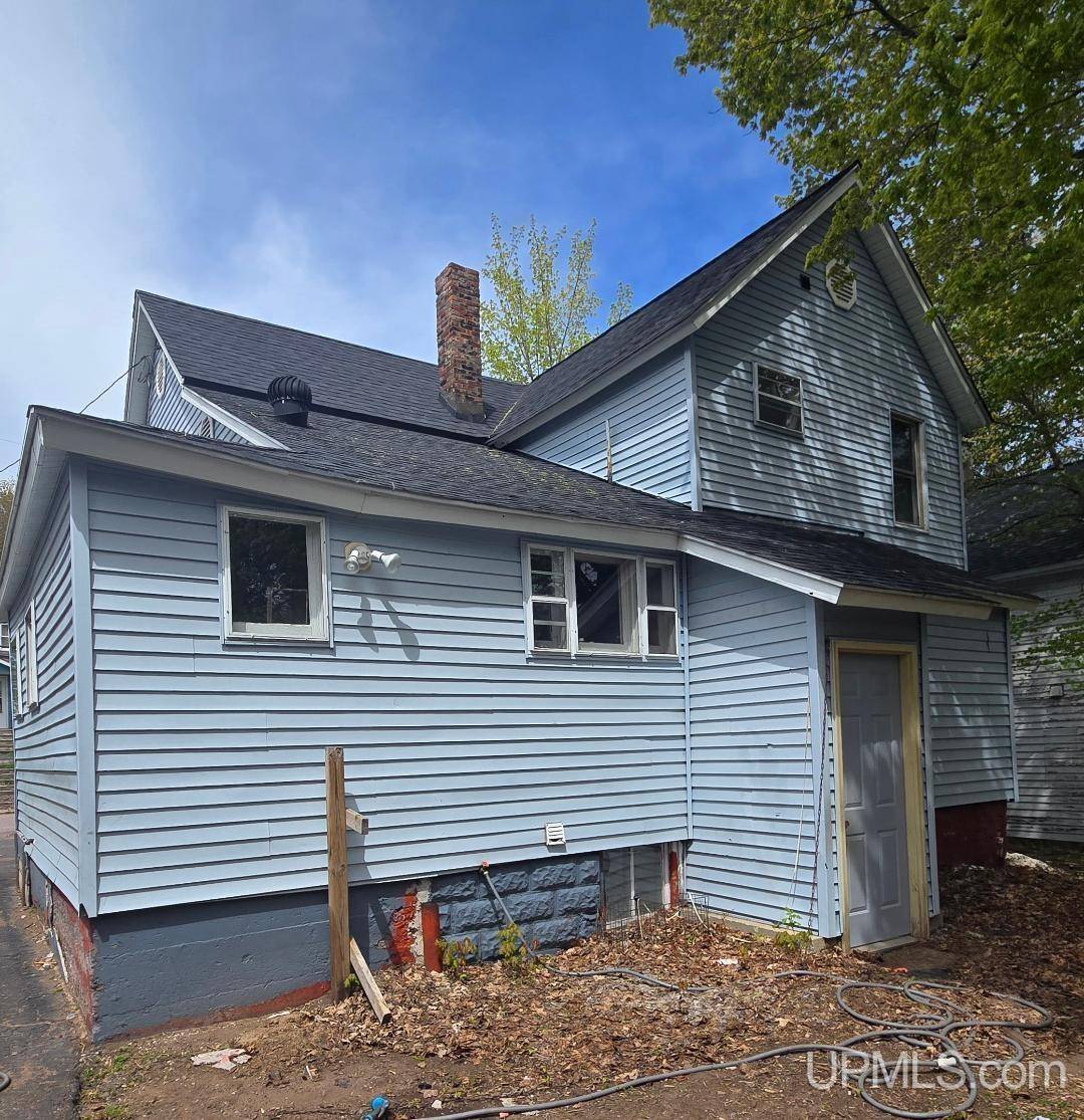 Lake Linden, MI 49945,439 Hecla Street