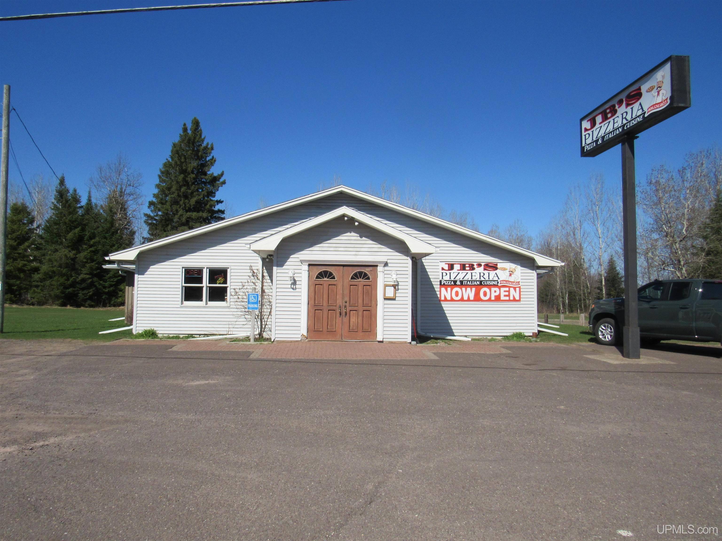 18672 N US 41 Highway, L'anse, MI 49946