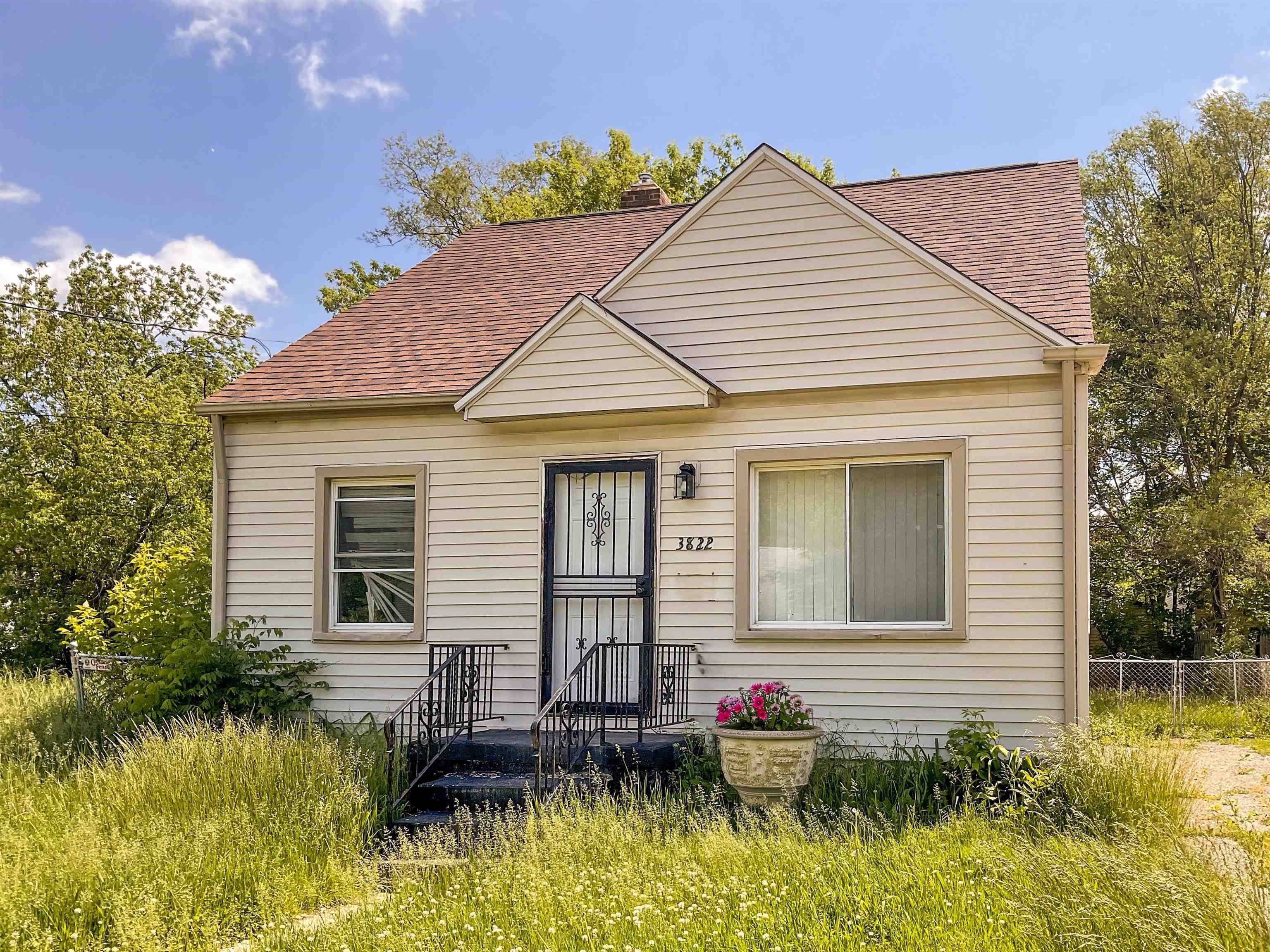 3822 Leerda Street, Flint, MI 48504