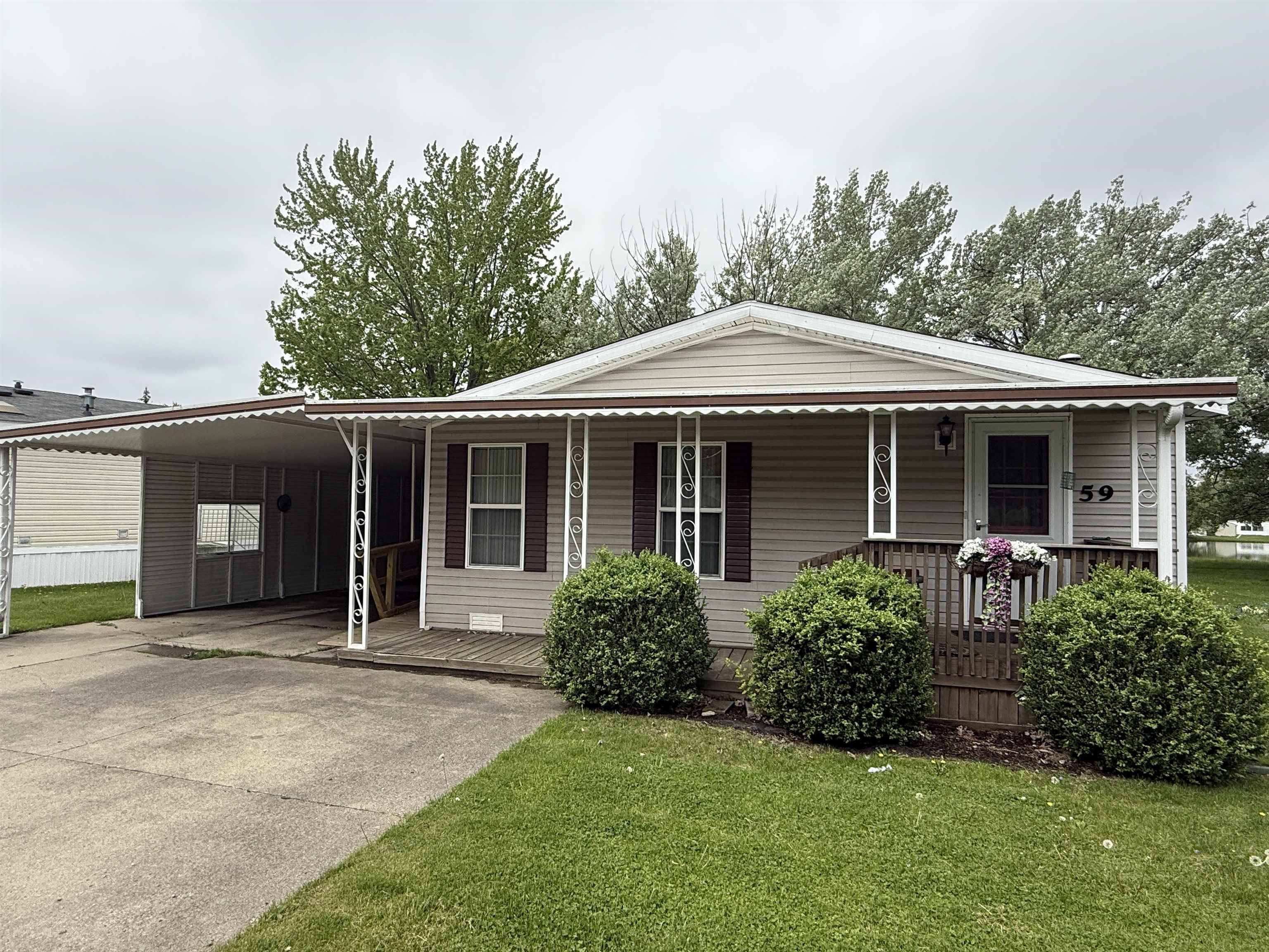 59 Clydesdale Drive, Mount Morris, MI 48458