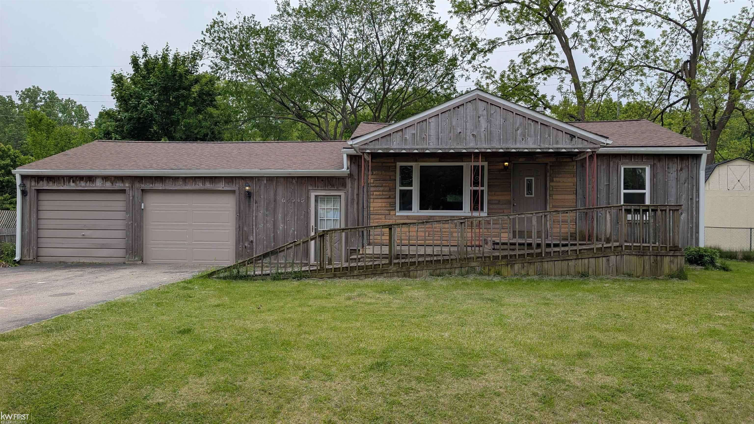 G 4045 Hogarth Avenue,  Flint,  MI 48532