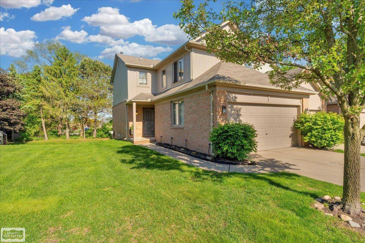 4916 Royal Cove Drive, Shelby Twp, MI 48316