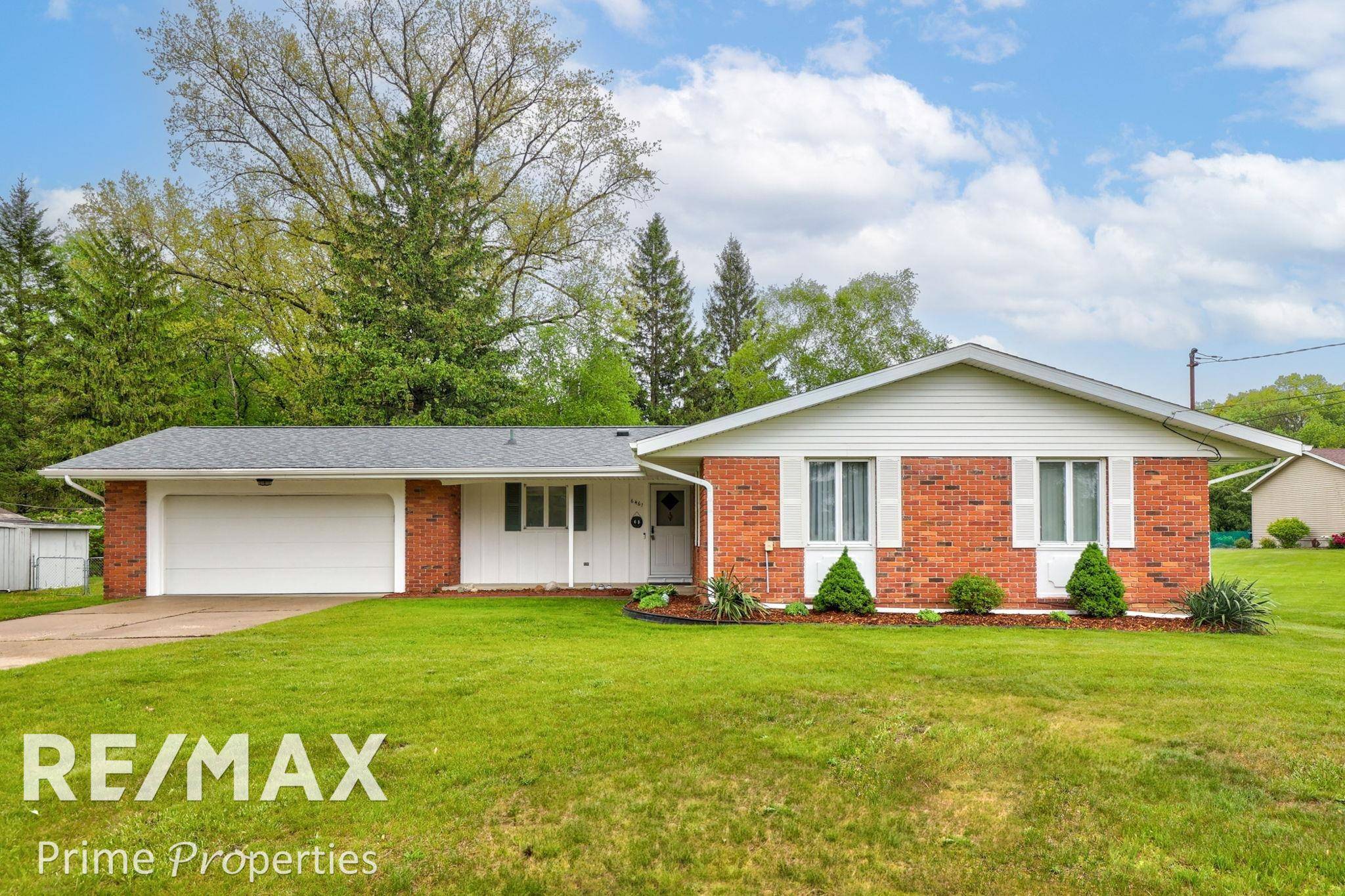 6461 Sheridan Road, Saginaw, MI 48601-9767