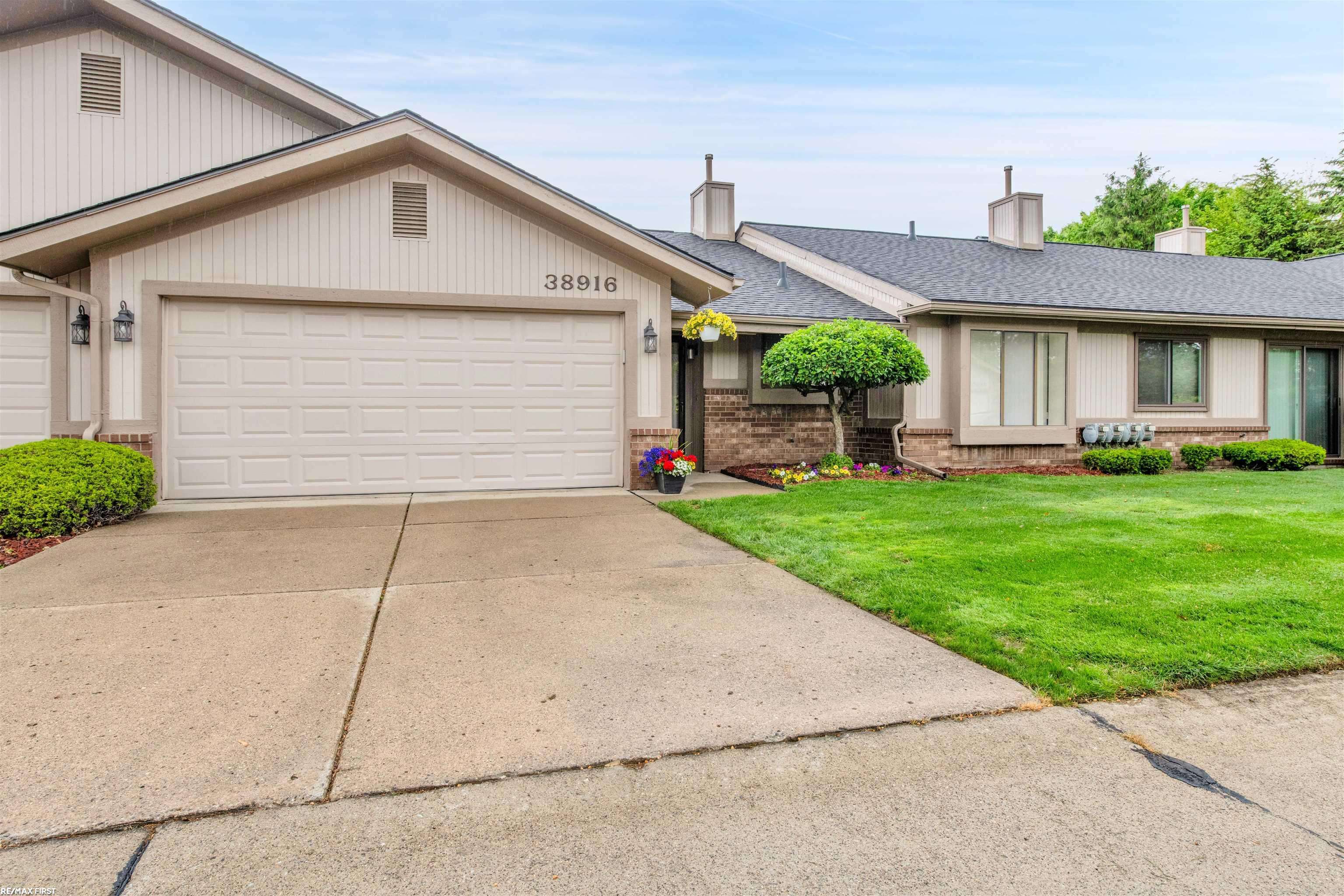 38916 Windmill Pointe E Drive, Clinton Township, MI 48038