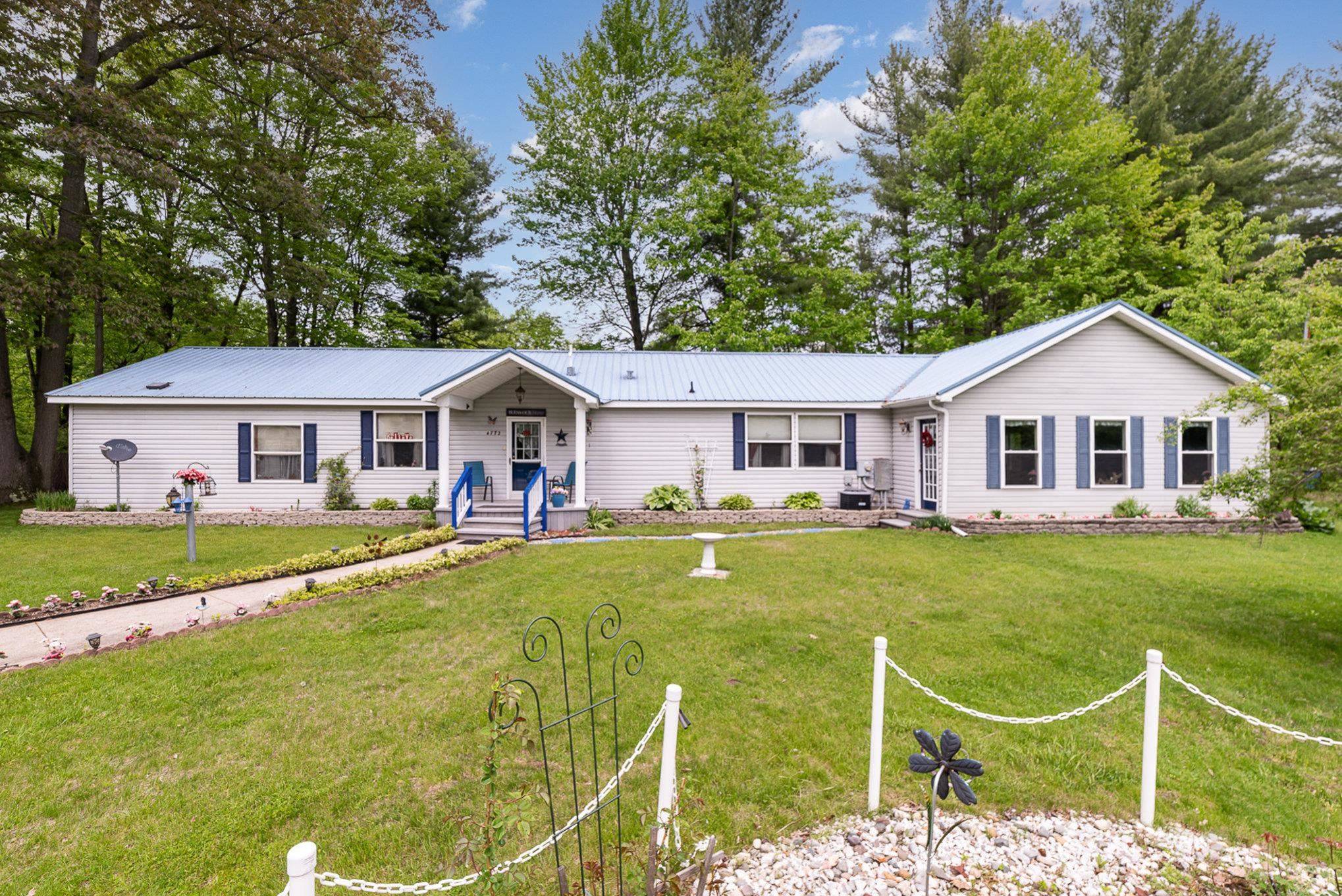Beaverton, MI 48612,4772 S Bard Road